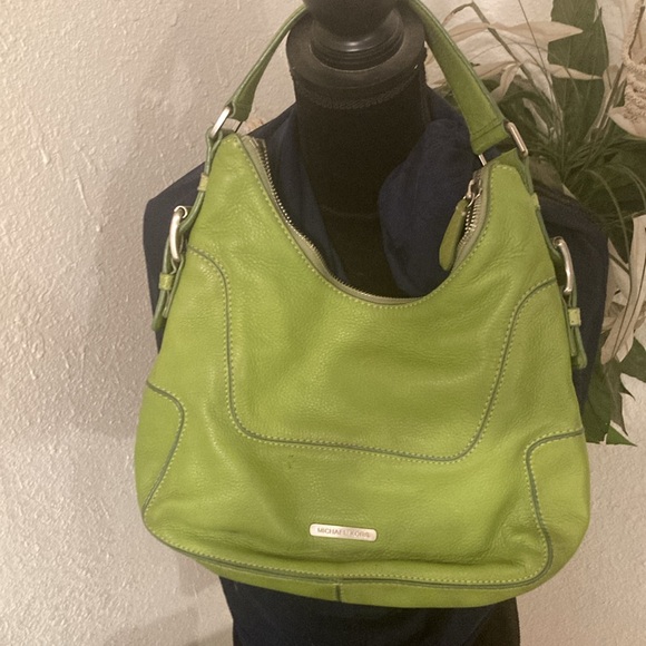 Gently used Micheal Kors Handbag - Picture 12 of 12